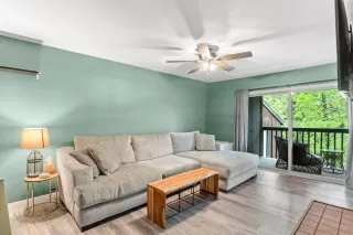 Photo #5: 240009097 Listing 