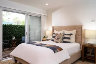 Photo #4: 240009104 Listing