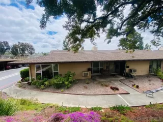 Photo #3: 240009137 Listing