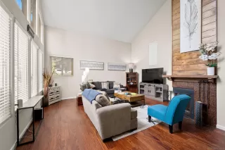 Photo #3: 240009151 Listing