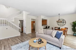 Photo #2: 240009175 Listing