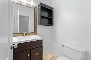 Photo #5: 240009197 Listing