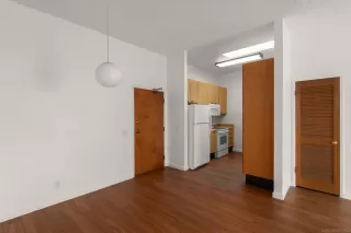 Photo #5: 240009198 Listing 