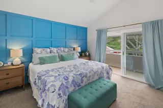 Photo #2: 240009200 Listing