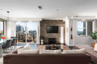 Photo #5: 240009248 Listing