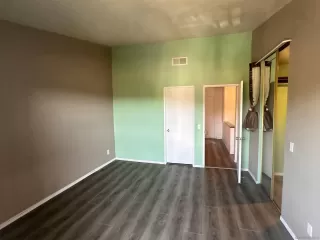 Photo #5: 240009256 Listing 