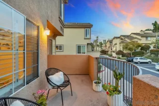 Photo #3: 240009328 Listing