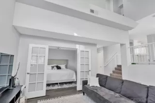 Photo #6: 240009328 Listing