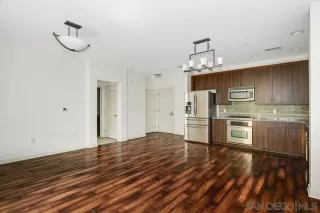 Photo #4: 240009334 Listing