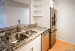 Photo #3: 240009363 Listing 