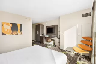 Photo #5: 240009381 Listing