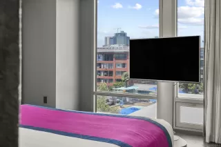 Photo #1: 240009383 Listing 