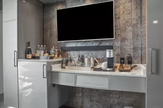 Photo #6: 240009383 Listing 