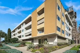More Details about MLS # 240009396 : 2701 2ND AVE UNIT 105