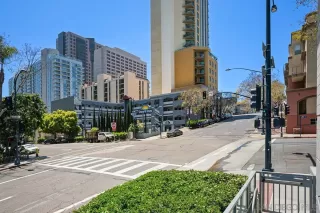 Photo #3: 240009402 Listing