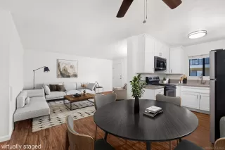 Photo #4: 240009420 Listing 