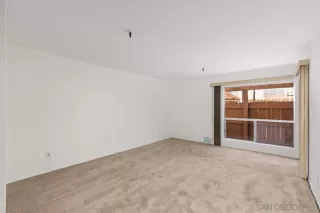 Photo #4: 240009425 Listing