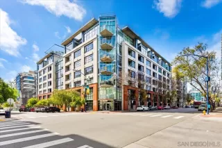 Photo #1: 240009526 Listing 