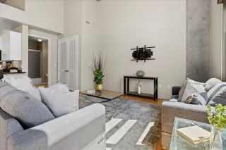 Photo #5: 240009526 Listing 