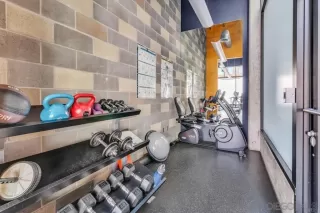 Photo #4: 240009546 Listing 