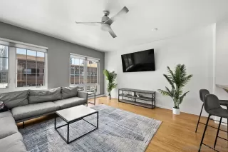 Photo #3: 240009571 Listing