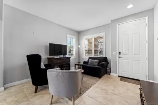 Photo #4: 240009610 Listing