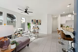 Photo #1: 240009615 Listing