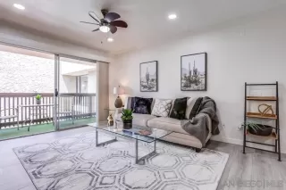 Photo #5: 240009727 Listing