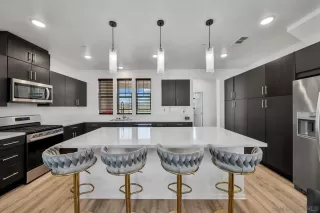 Photo #1: 240009744 Listing