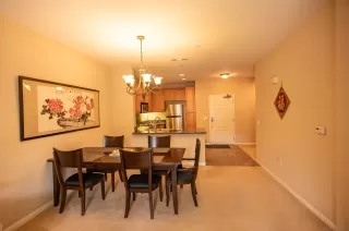 Photo #2: 240009763 Listing 