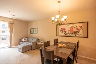 Photo #4: 240009763 Listing 