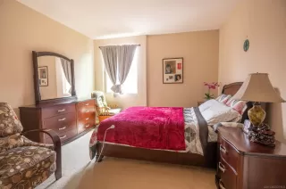 Photo #5: 240009763 Listing 