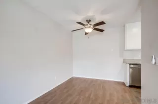 Photo #3: 240009775 Listing