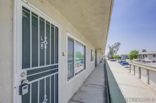 Photo #4: 240009775 Listing