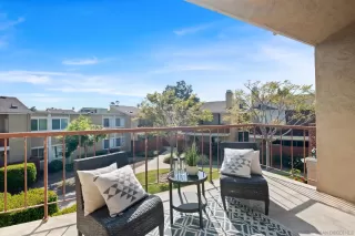 Photo #4: 240009779 Listing