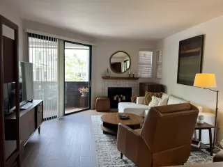 Photo #1: 240009786 Listing 