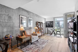 Photo #1: 240009803 Listing