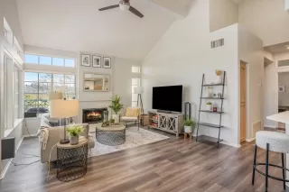 Photo #4: 240009804 Listing 