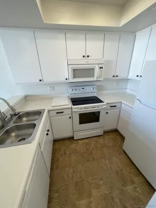 Photo #1: 240009805 Listing