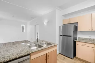 Photo #6: 240009808 Listing