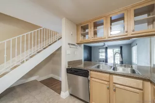 Photo #4: 240009816 Listing 