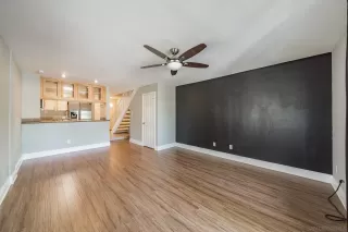 Photo #5: 240009816 Listing 