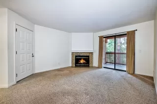 Photo #2: 240009881 Listing