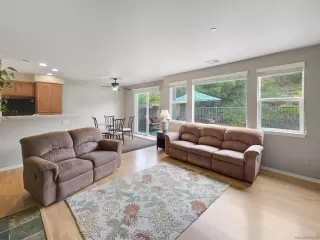 Photo #3: 240009894 Listing