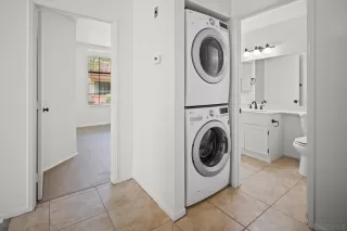 Photo #5: 240009903 Listing