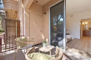 Photo #6: 240009936 Listing