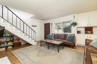 Photo #1: 240010031 Listing