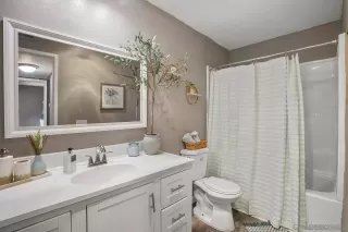 Photo #3: 240010039 Listing 