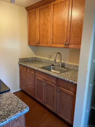 Photo #3: 240010047 Listing