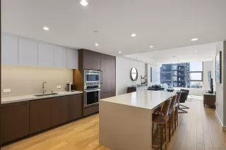 Photo #2: 240010124 Listing